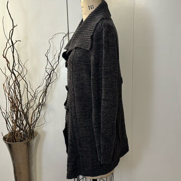 Style & Co toggle front wide collar sweater - Picture 3 of 6